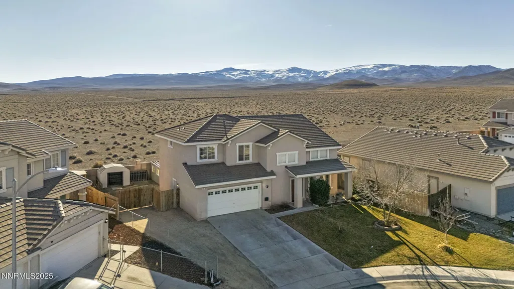 119 Red Oak Fernley NV 89408