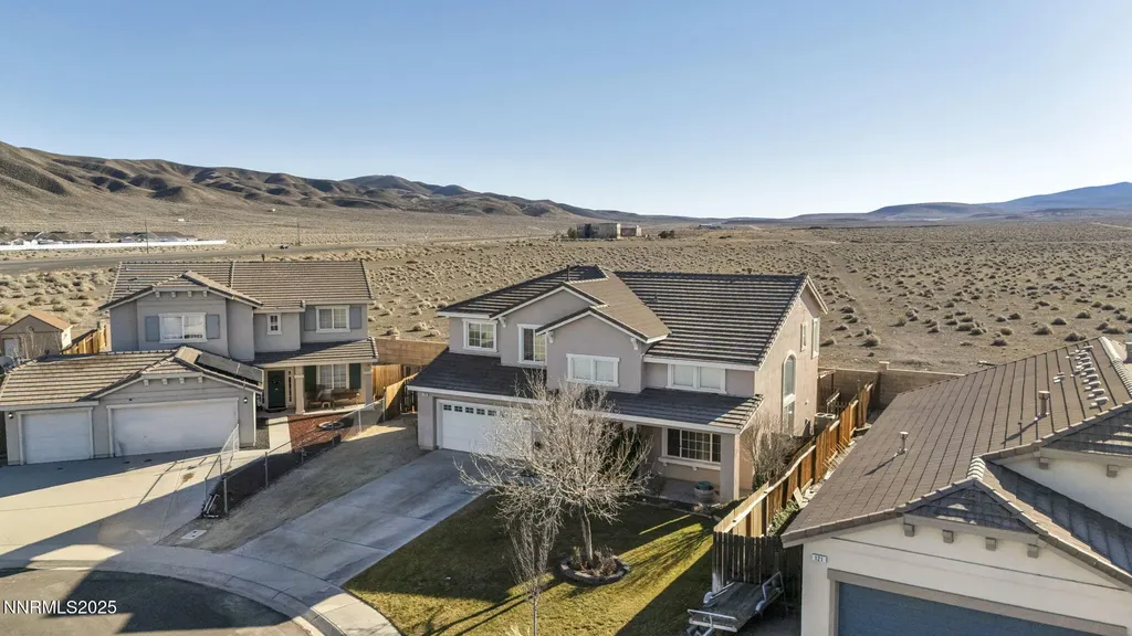 119 Red Oak Fernley NV 89408