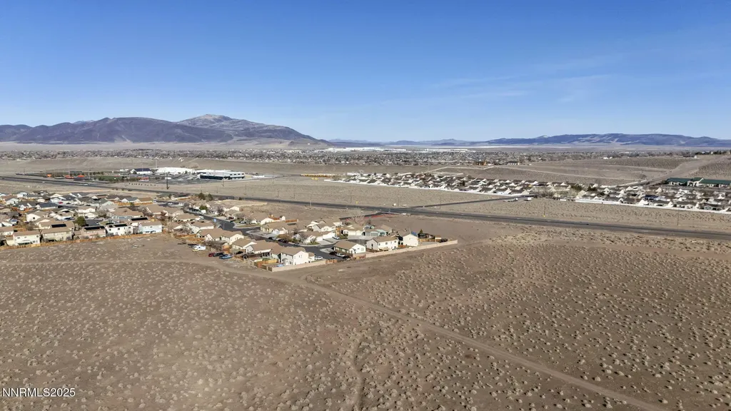 119 Red Oak Fernley NV 89408