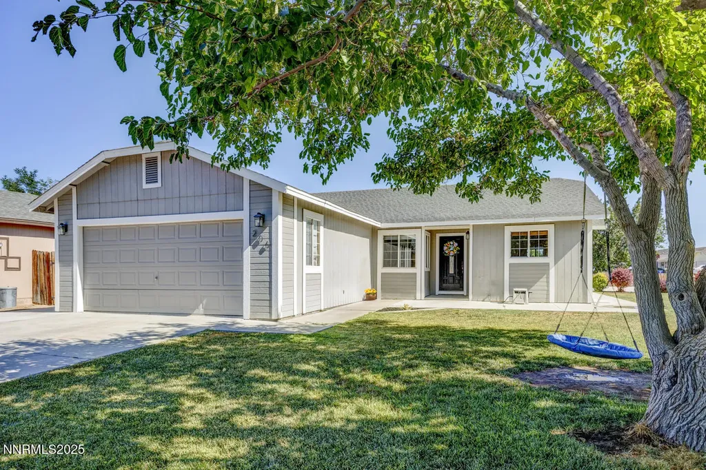 206 Dianna Fallon NV 89406