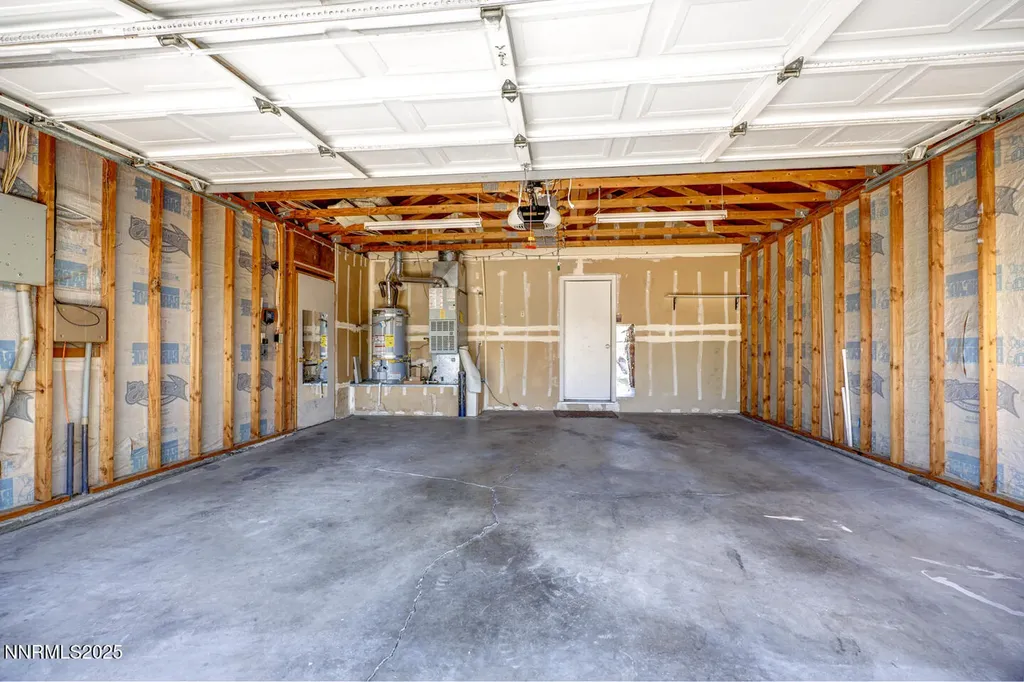 206 Dianna Fallon NV 89406