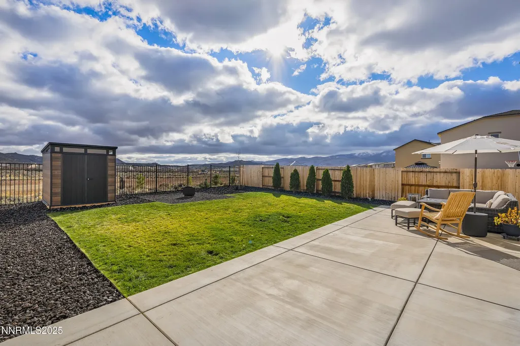 626 Coyote Bluff Reno NV 89506