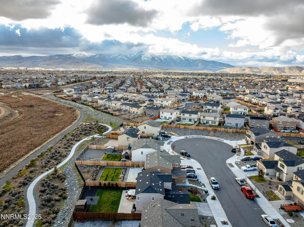 626 Coyote Bluff Reno NV 89506
