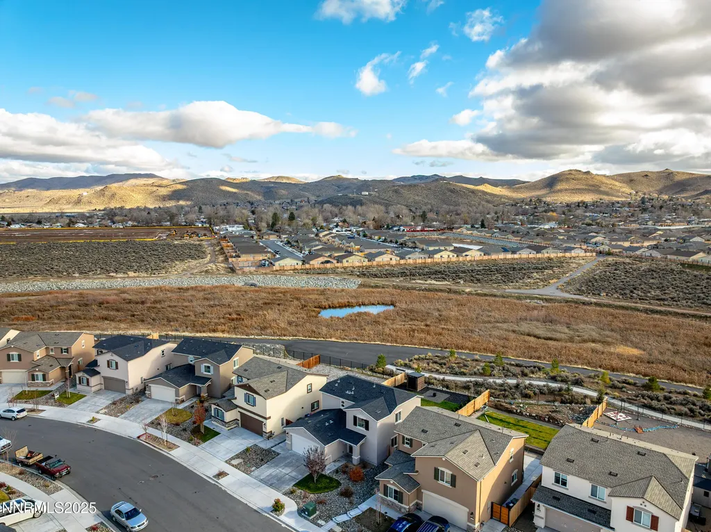 626 Coyote Bluff Reno NV 89506