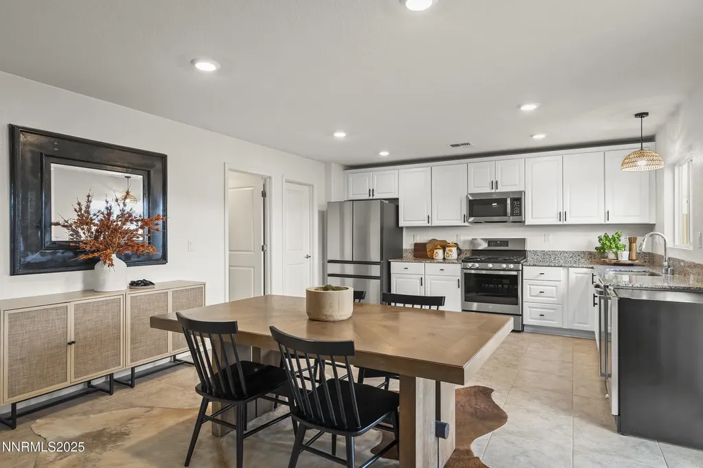 626 Coyote Bluff Reno NV 89506
