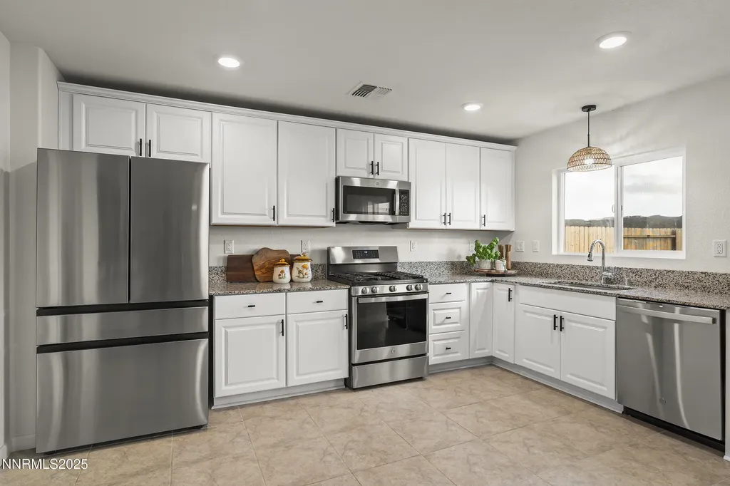 626 Coyote Bluff Reno NV 89506