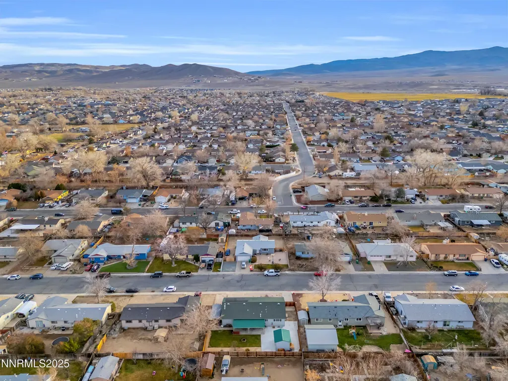 812 F Fernley NV 89408