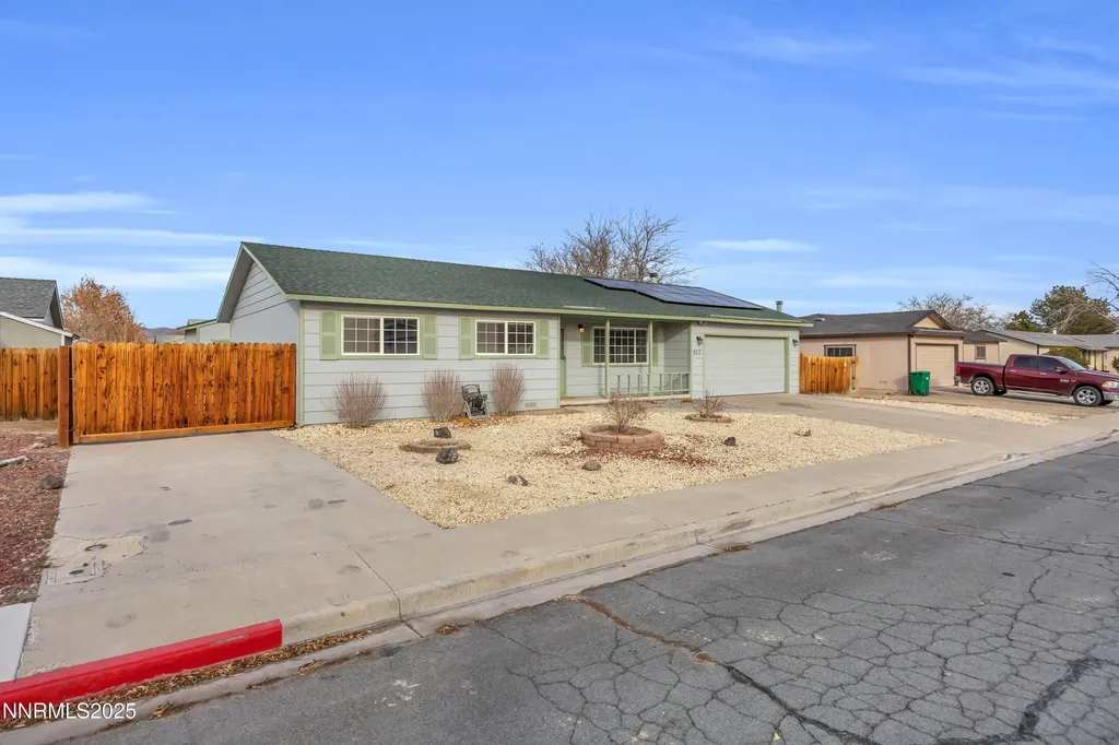 812 F Fernley NV 89408