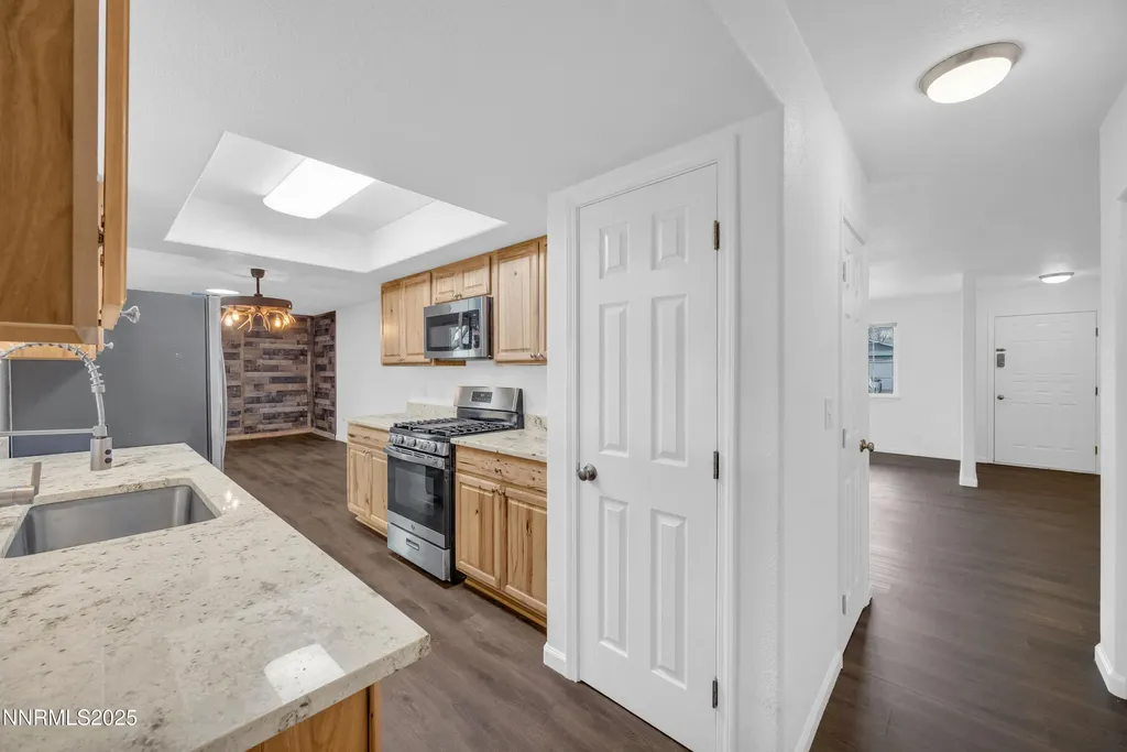 812 F Fernley NV 89408