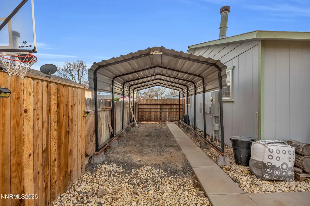 812 F Fernley NV 89408