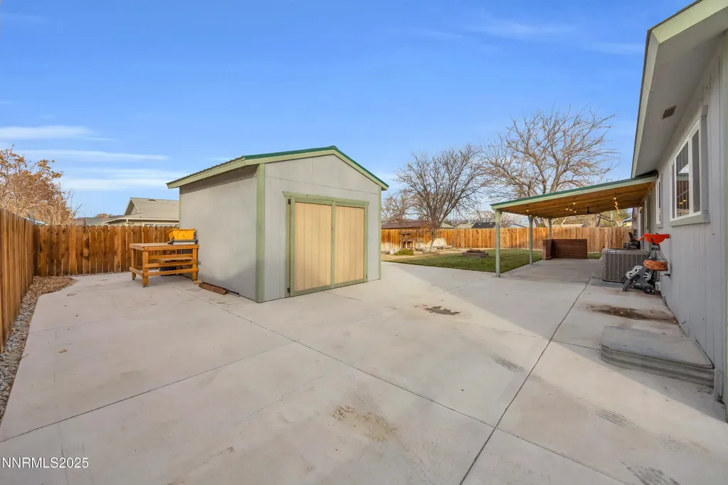 812 F Fernley NV 89408