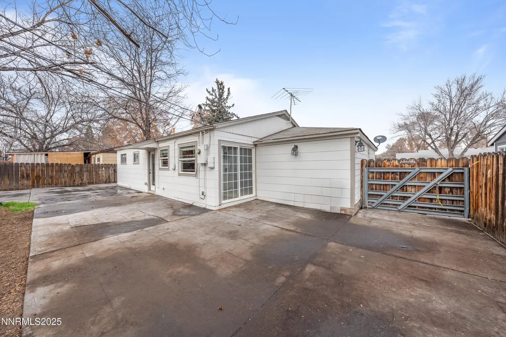 343 Richards Sparks NV 89431
