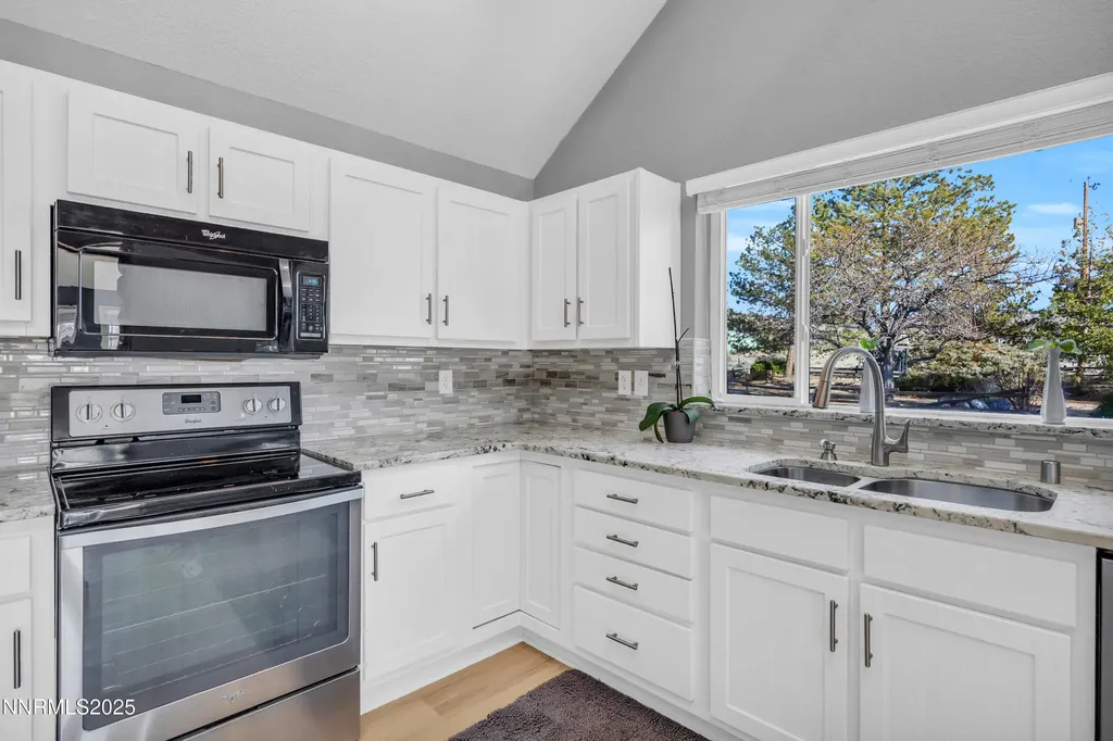 25 El Caballo Sparks NV 89441
