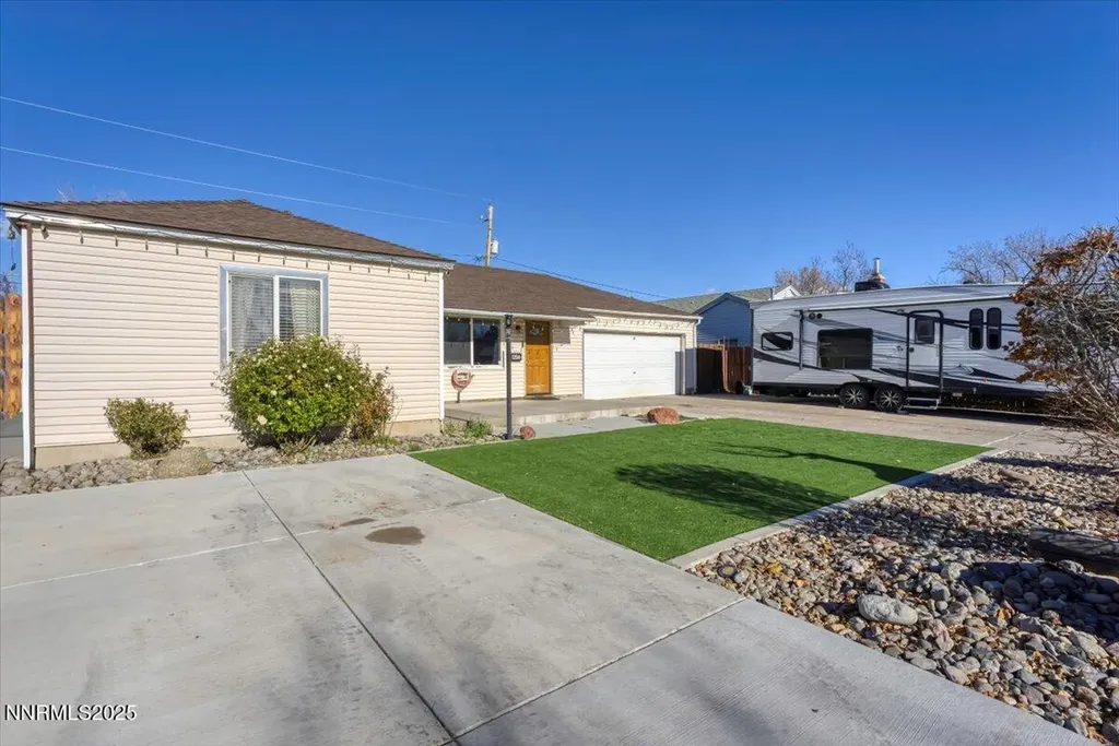 1250 Oxford Sparks NV 89431