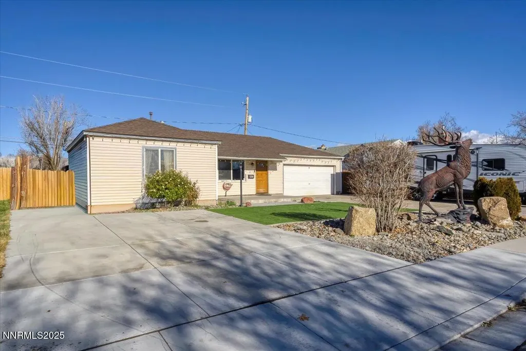 1250 Oxford Sparks NV 89431