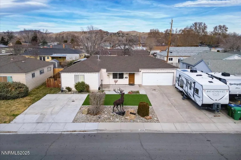 1250 Oxford Sparks NV 89431