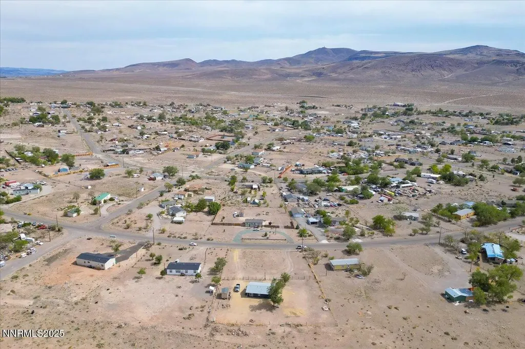 4895 Cheyenne Stagecoach NV 89429