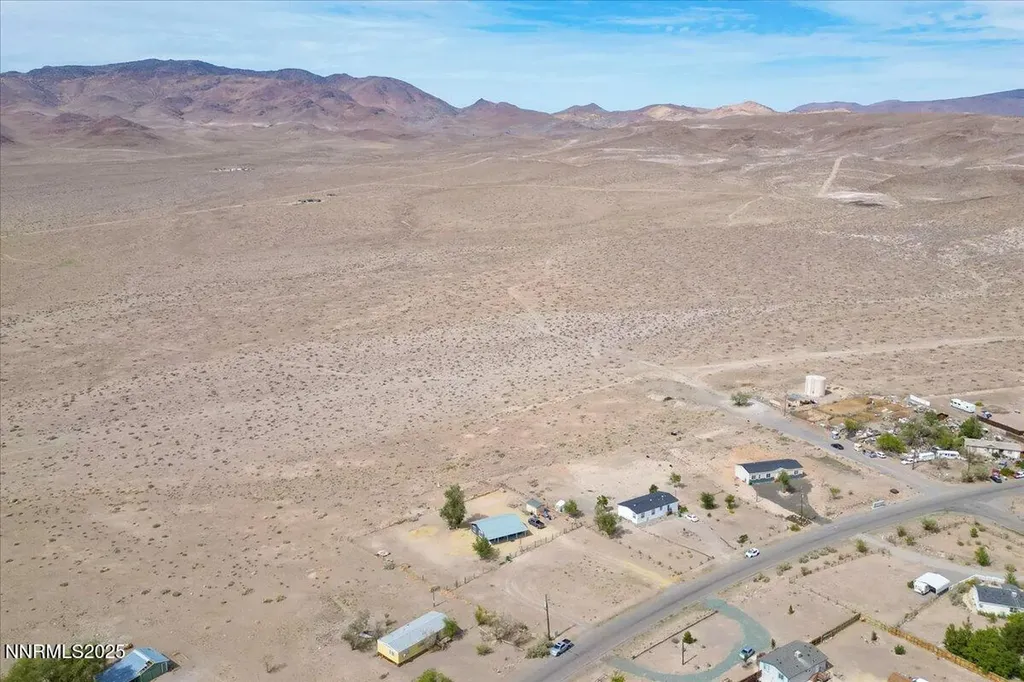 4895 Cheyenne Stagecoach NV 89429