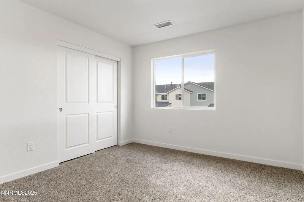 244 Green Dayton NV 89403
