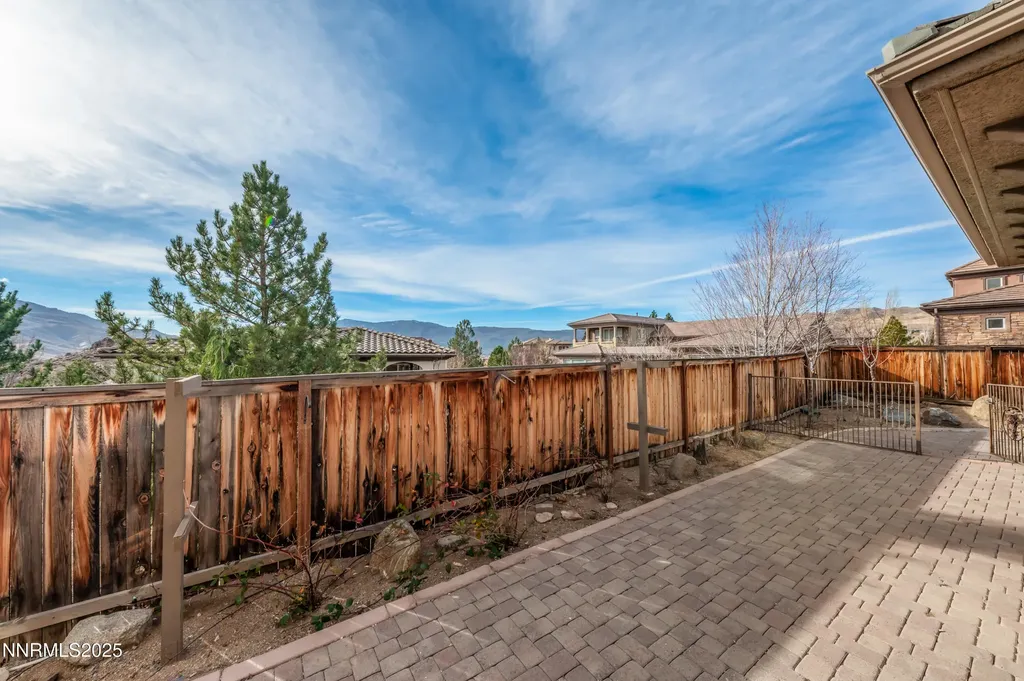 1855 Graysburg Reno NV 89523