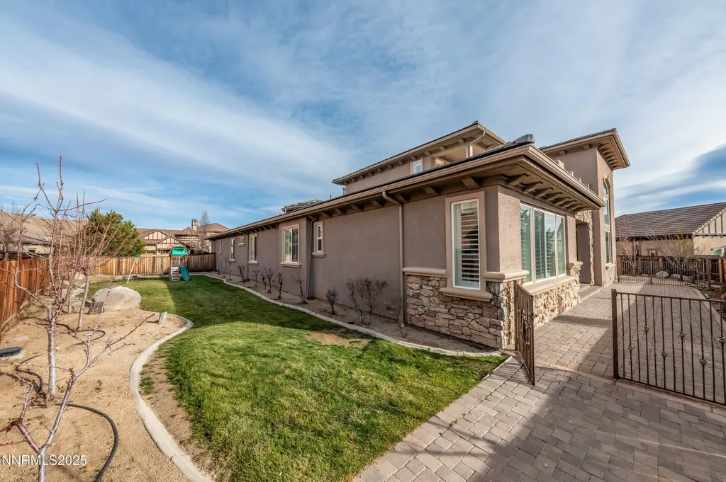 1855 Graysburg Reno NV 89523