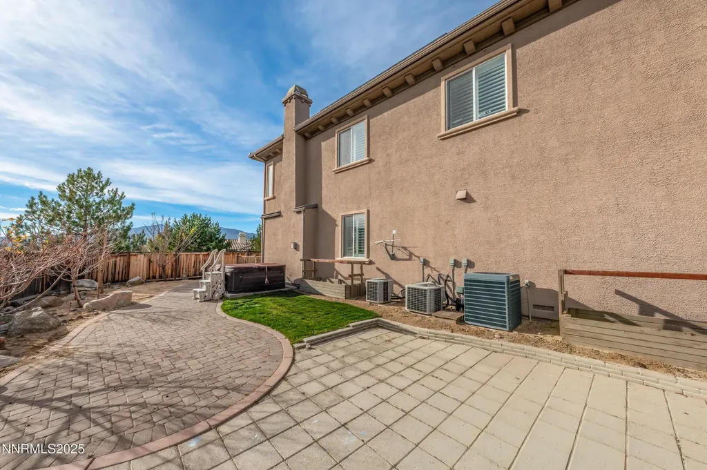 1855 Graysburg Reno NV 89523