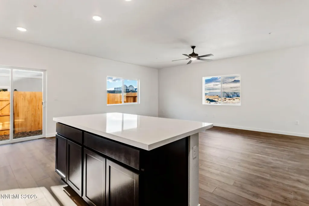 343 Halite Dayton NV 89403