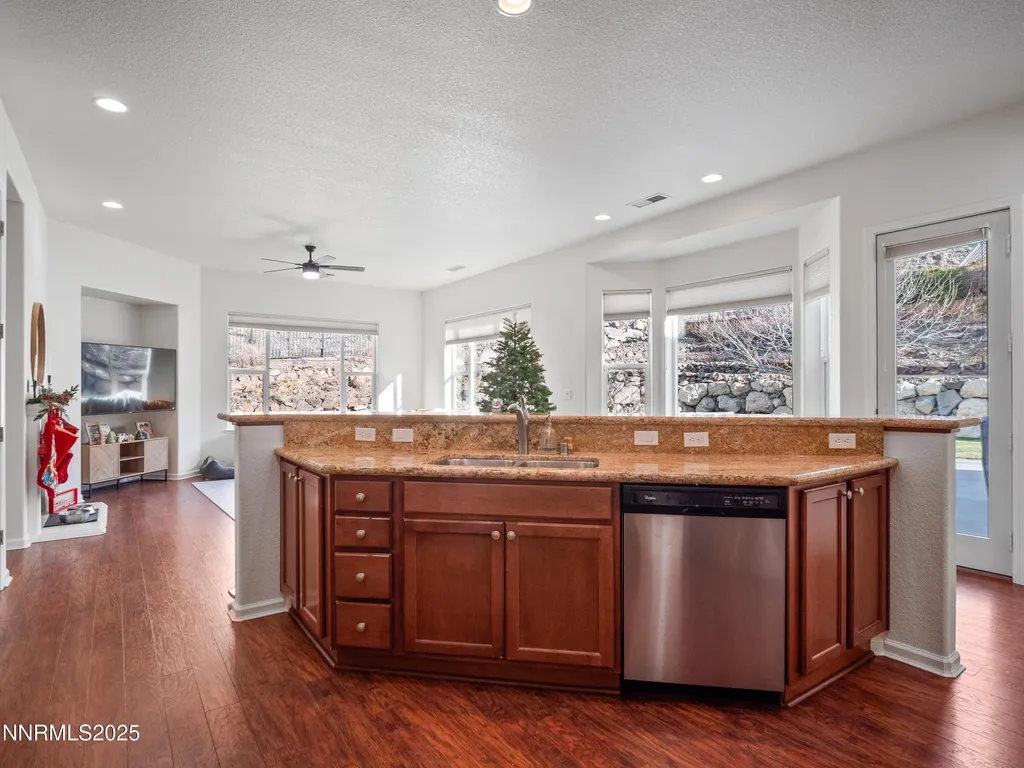 7490 Rough Rock Reno NV 89502