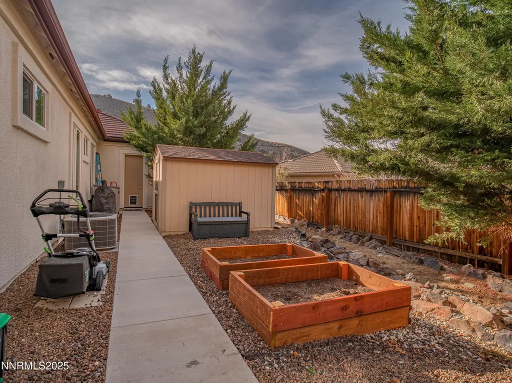 7490 Rough Rock Reno NV 89502