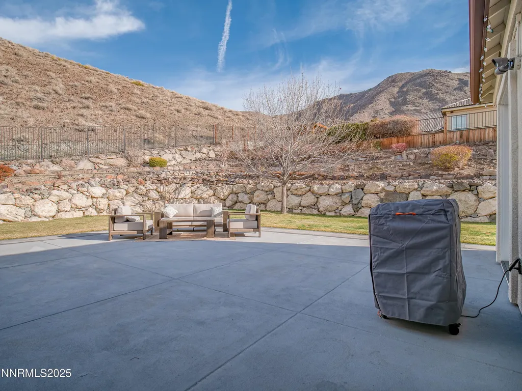 7490 Rough Rock Reno NV 89502
