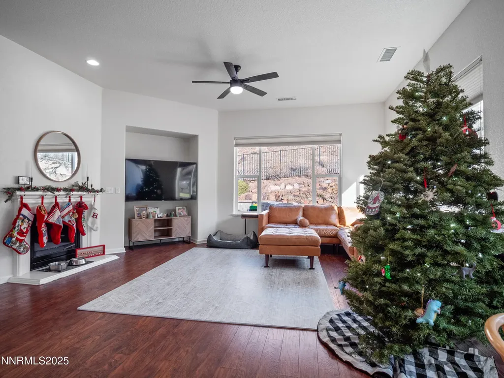 7490 Rough Rock Reno NV 89502