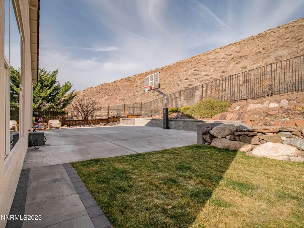 7490 Rough Rock Reno NV 89502