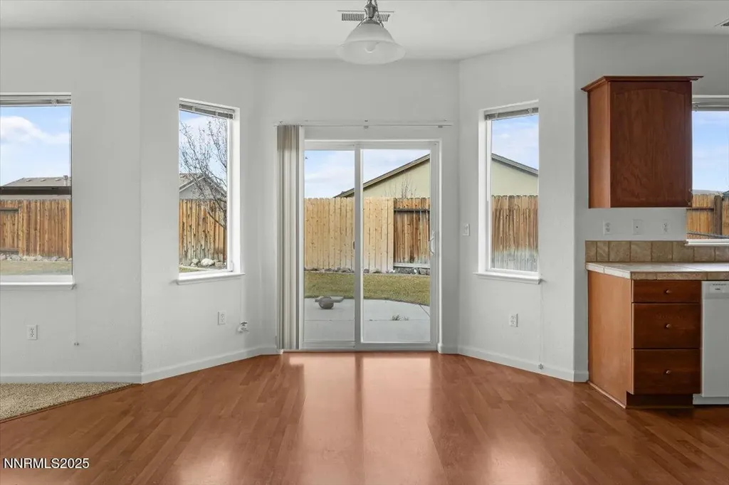 1710 Short Oak Fernley NV 89408