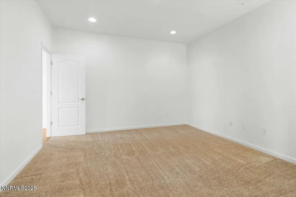 1710 Short Oak Fernley NV 89408
