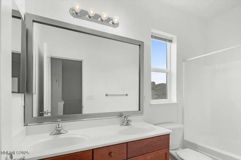 1710 Short Oak Fernley NV 89408