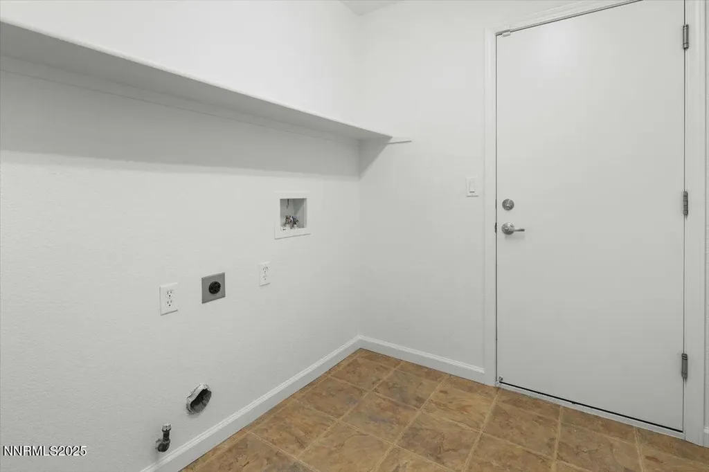 1710 Short Oak Fernley NV 89408