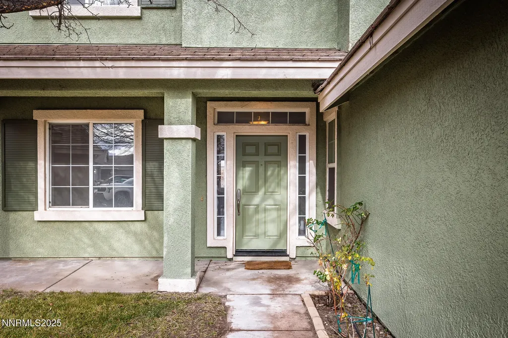 1710 Short Oak Fernley NV 89408