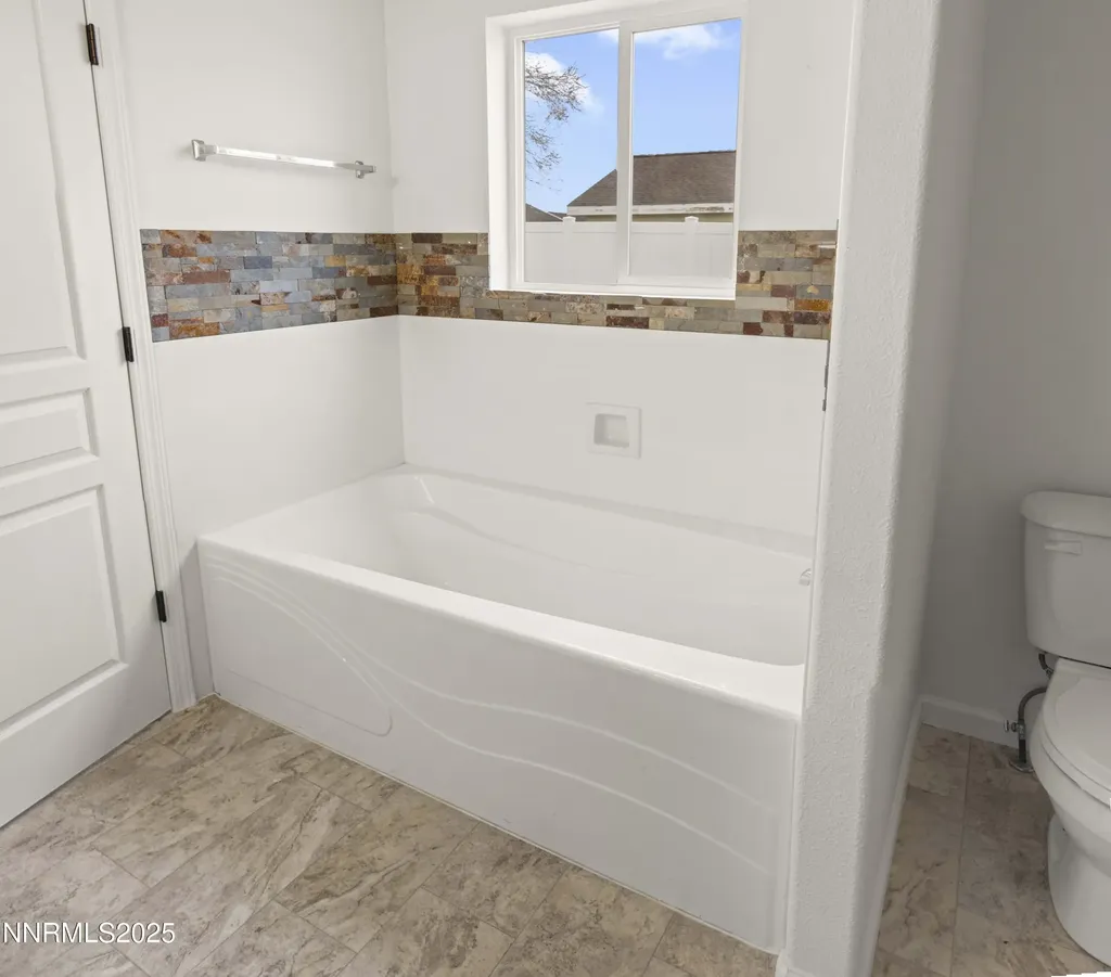 1418 Red Bluff Fernley NV 89408