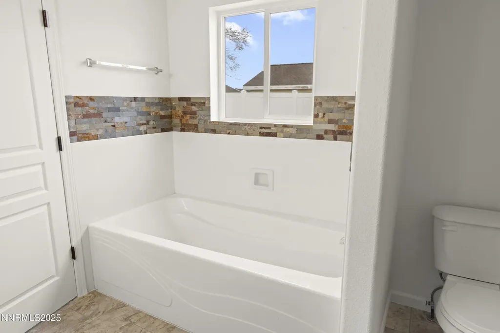1418 Red Bluff Fernley NV 89408