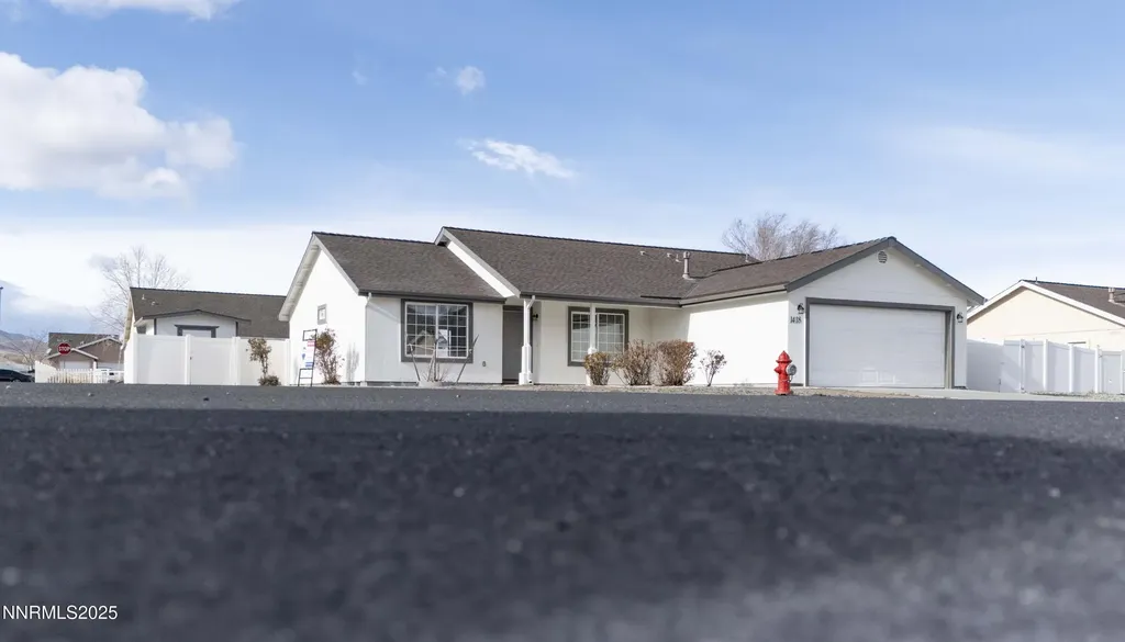 1418 Red Bluff Fernley NV 89408
