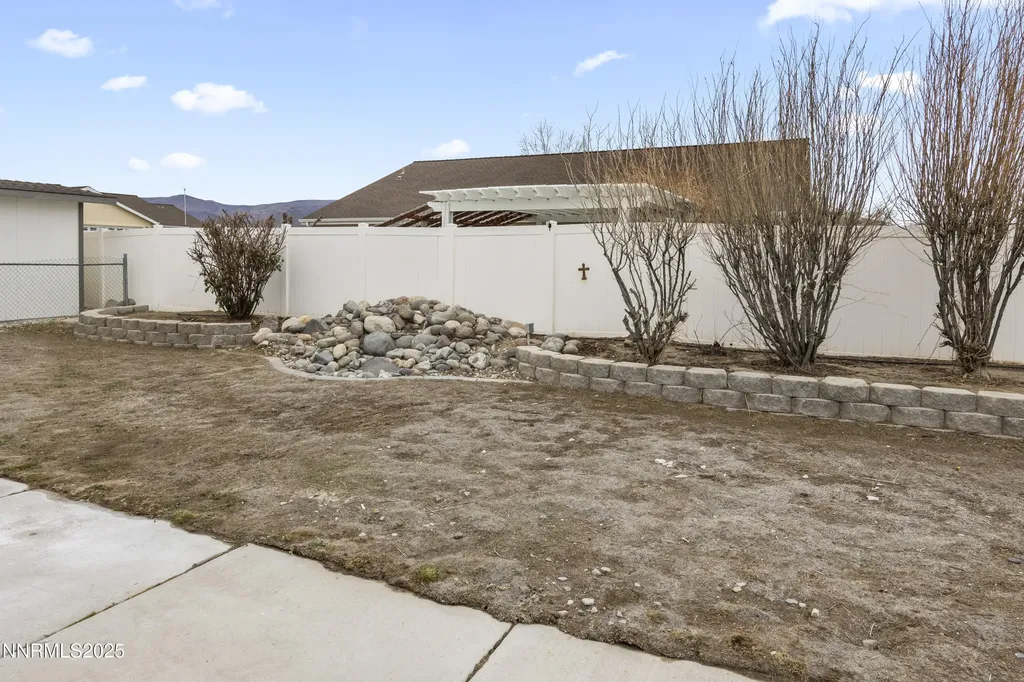 1418 Red Bluff Fernley NV 89408