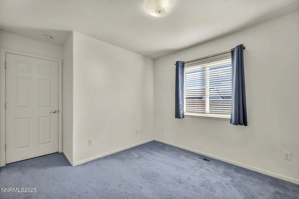18120 Hazelnut Reno NV 89508