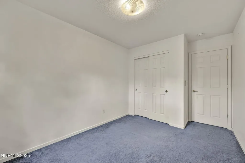 18120 Hazelnut Reno NV 89508