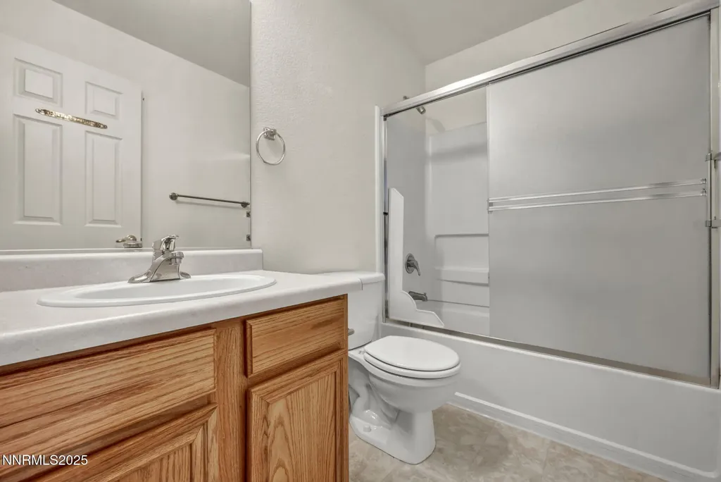 18120 Hazelnut Reno NV 89508