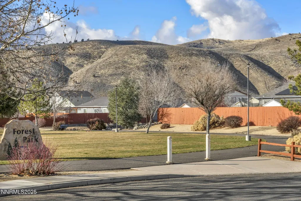 18120 Hazelnut Reno NV 89508