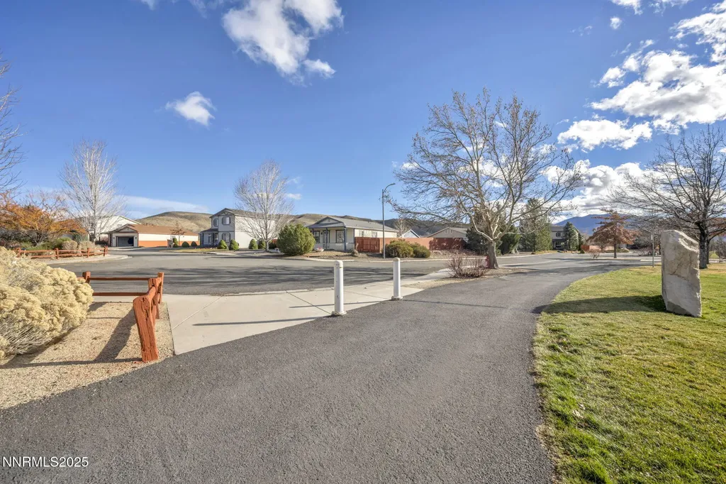 18120 Hazelnut Reno NV 89508