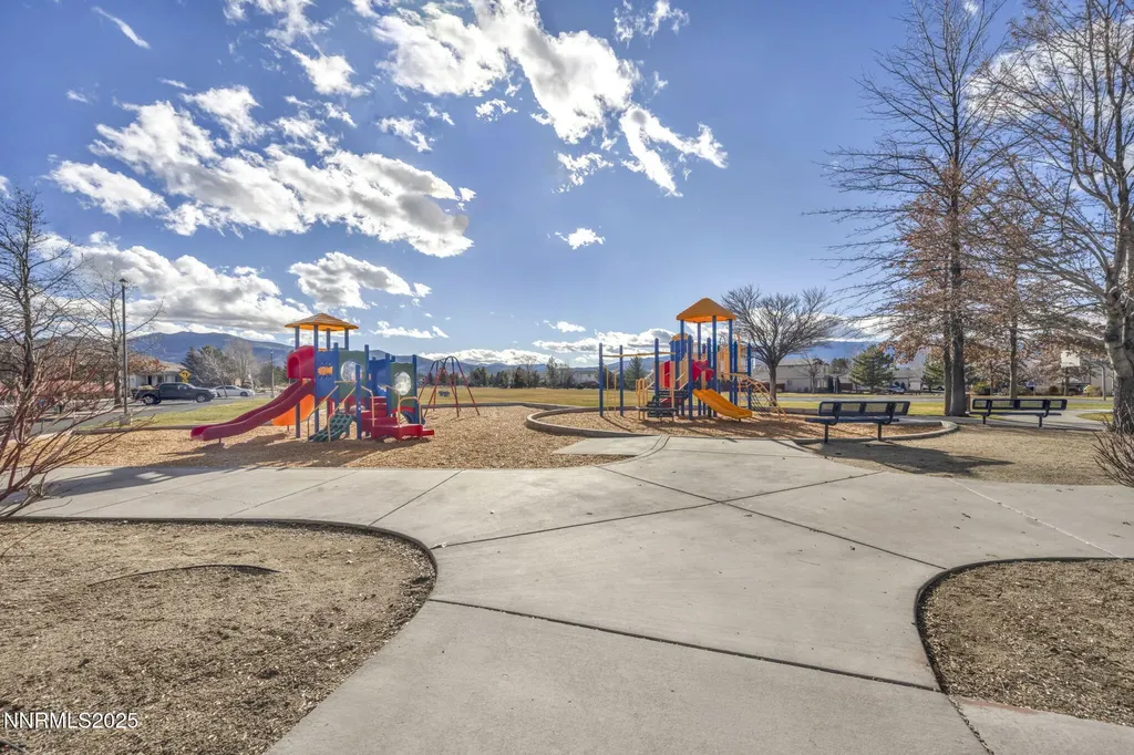 18120 Hazelnut Reno NV 89508