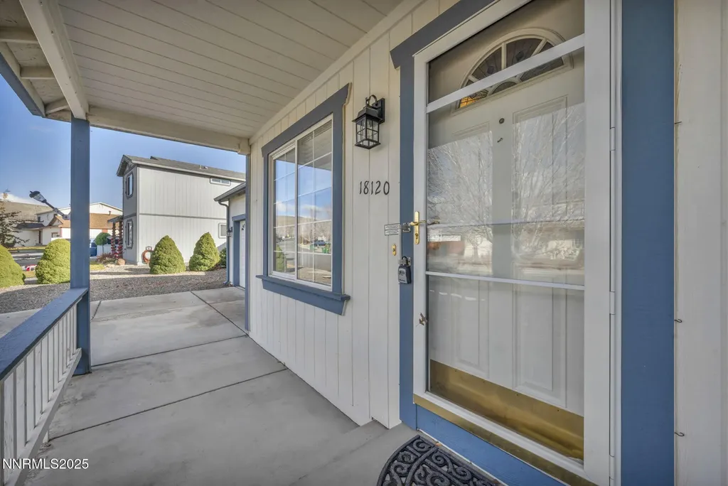 18120 Hazelnut Reno NV 89508