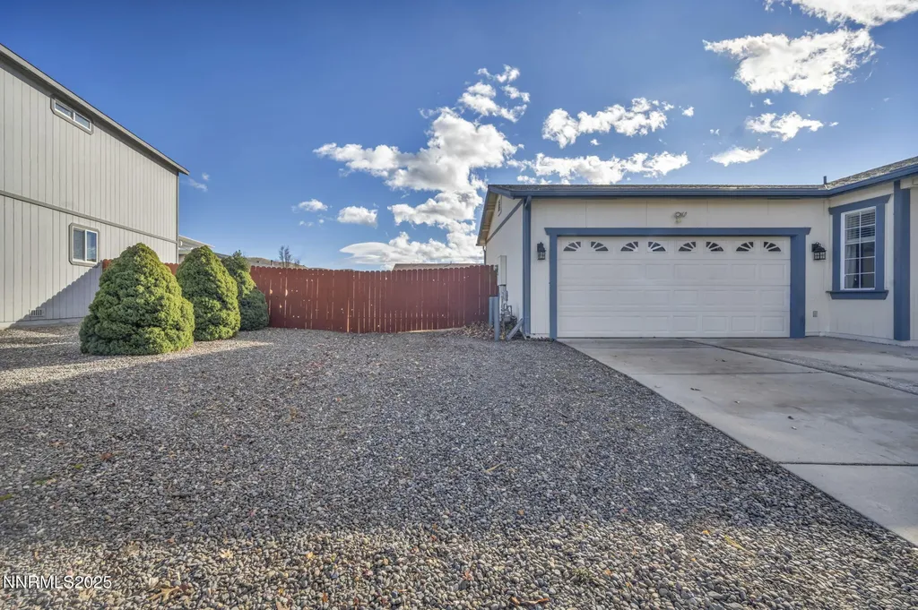 18120 Hazelnut Reno NV 89508