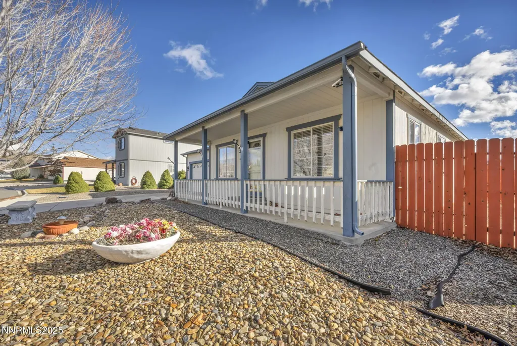 18120 Hazelnut Reno NV 89508
